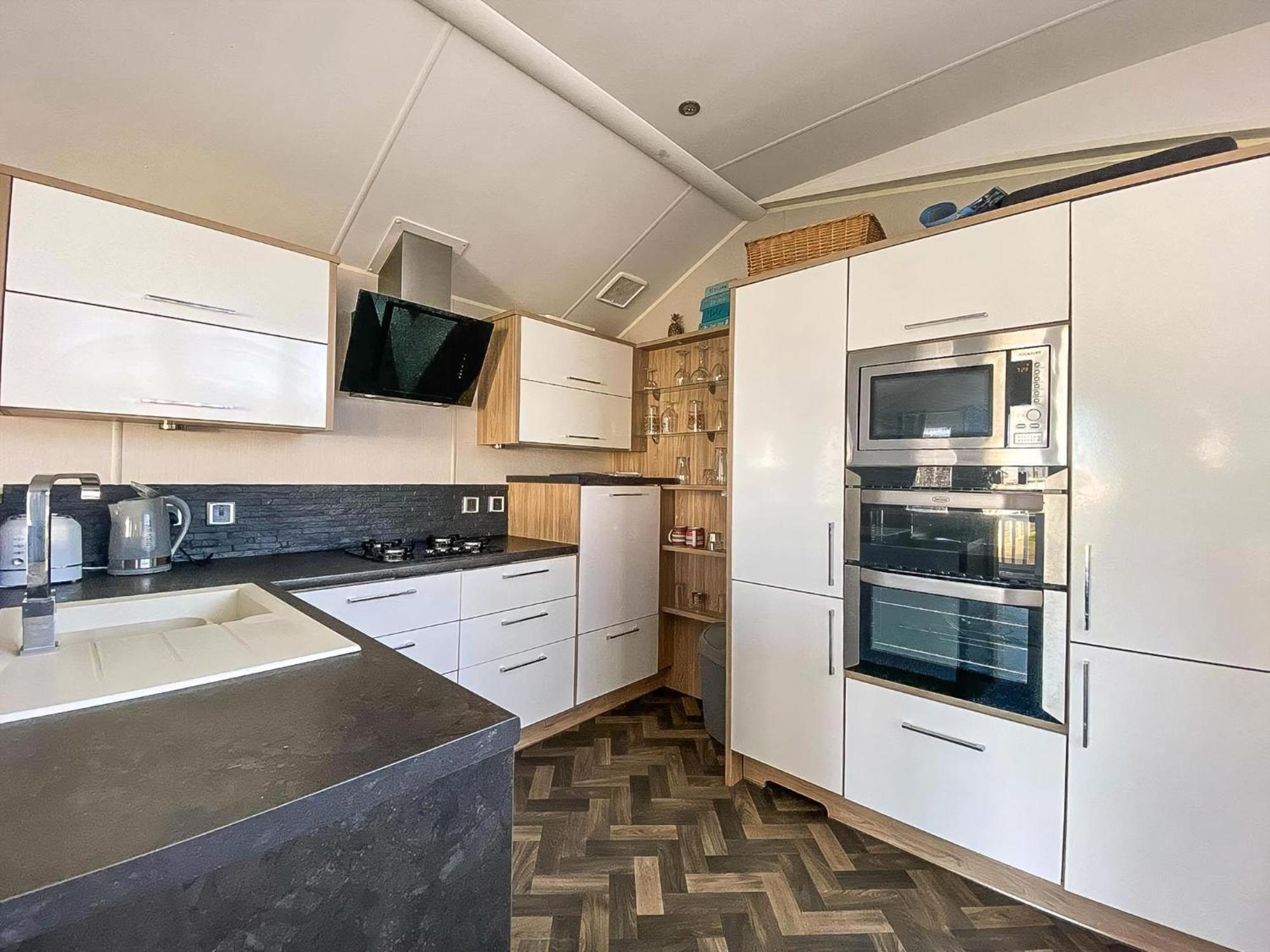 וויטסטייבל Luxury Caravan At Seaview Holiday Park In Kent Ref 47034Pb מראה חיצוני תמונה