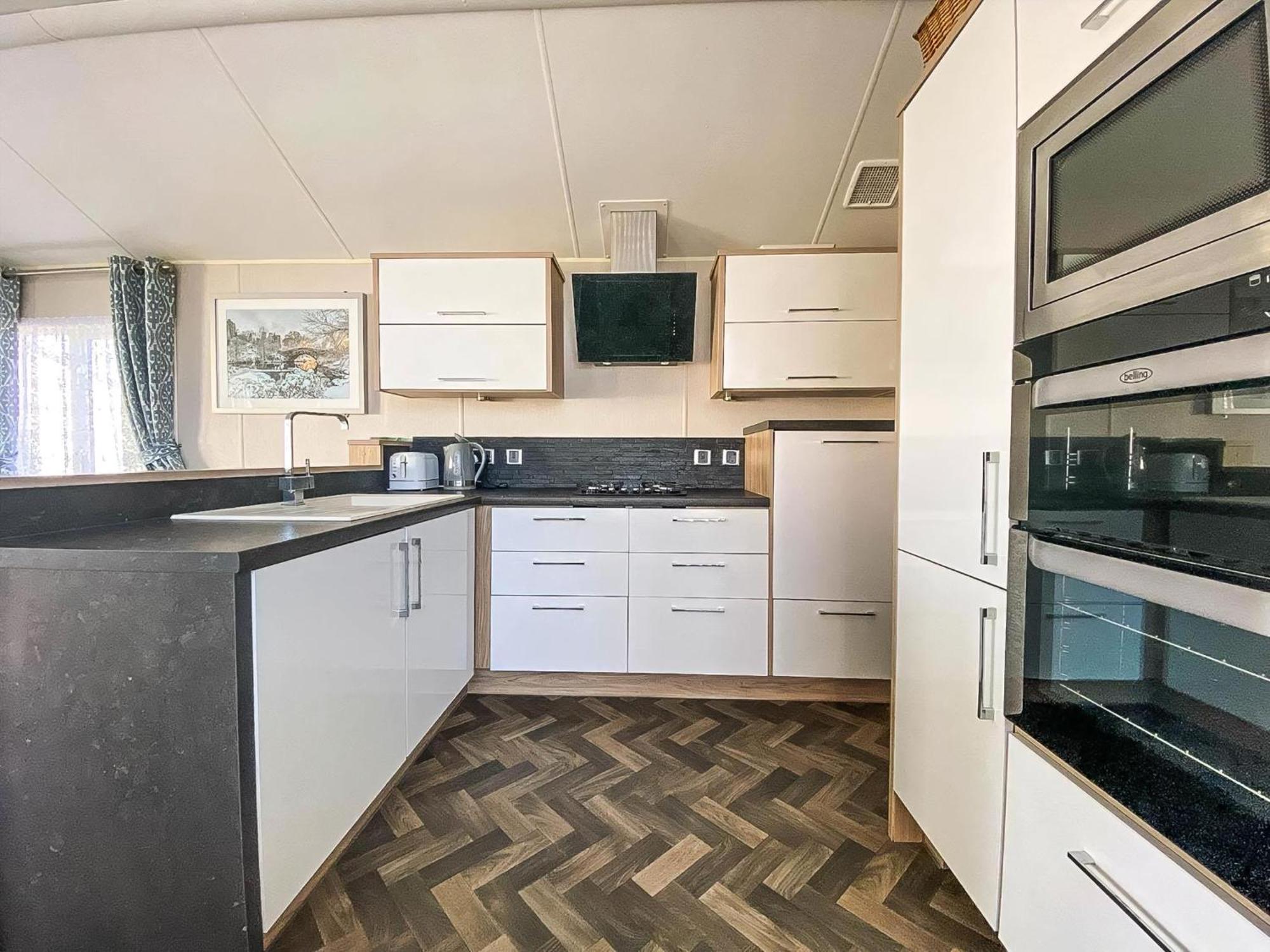 וויטסטייבל Luxury Caravan At Seaview Holiday Park In Kent Ref 47034Pb מראה חיצוני תמונה